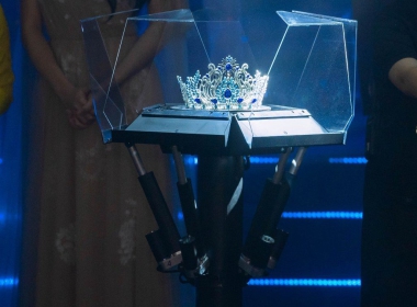 Smart Unvieils Robot Auto Moving